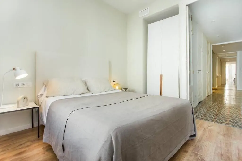 4Bedroom Apart With Balcony In Las Ramblas 3-2 Barcelona 0*,  Spain