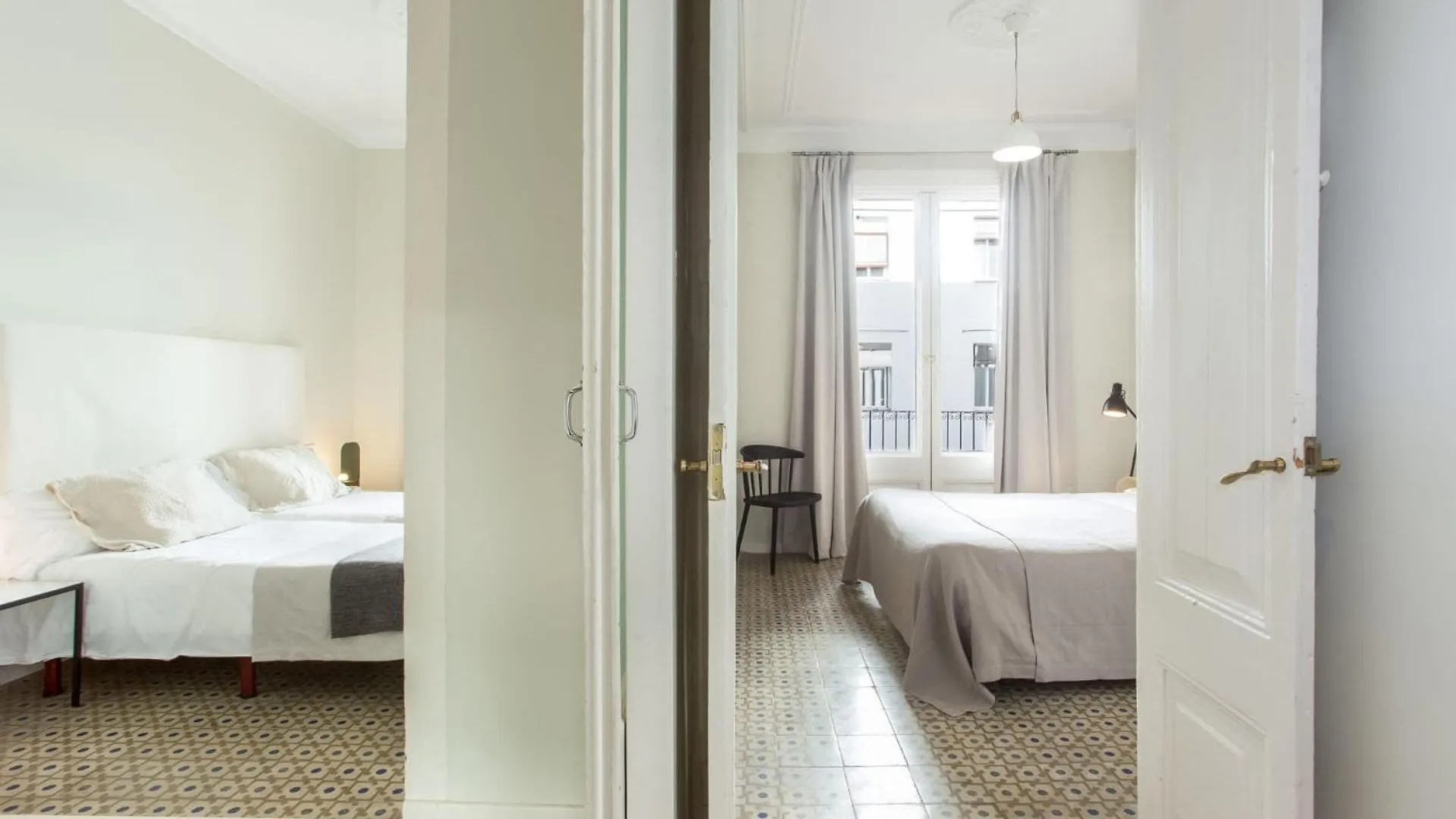 4Bedroom Apart With Balcony In Las Ramblas 3-2 Barcelone